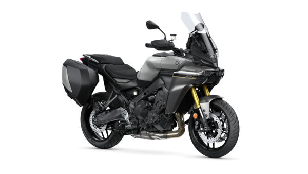 2025-Yamaha-MT09ATRDX-EU-Ceramic_Ice-Studio-001-03_Mobile