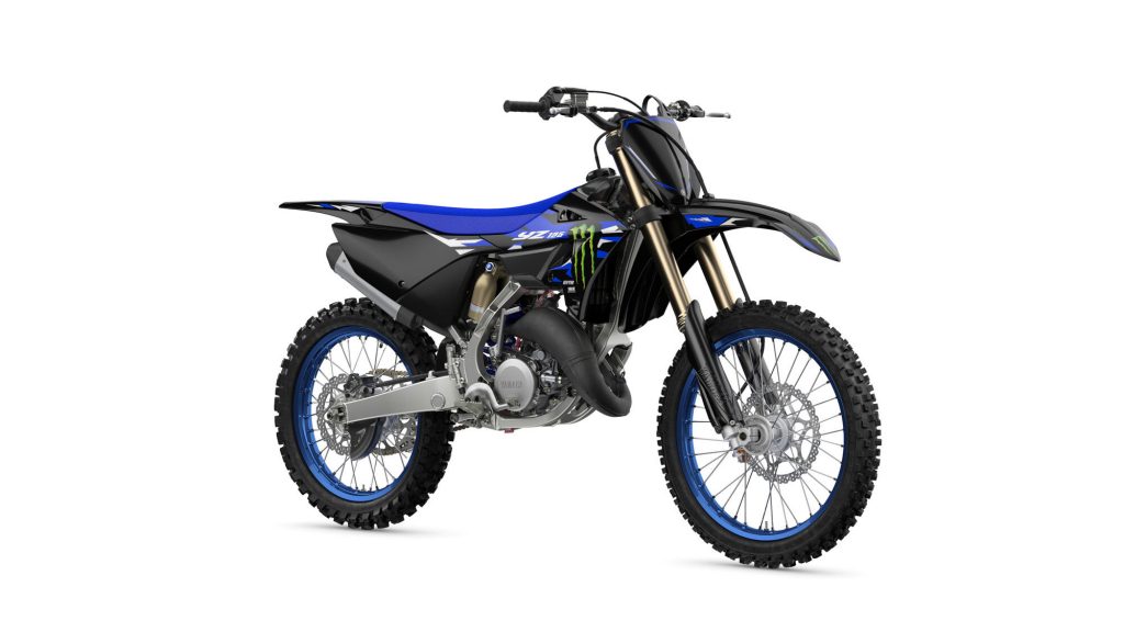 2027-Yamaha-YZ125LCSV-EU-Monster_Black-360-Degrees-001-03