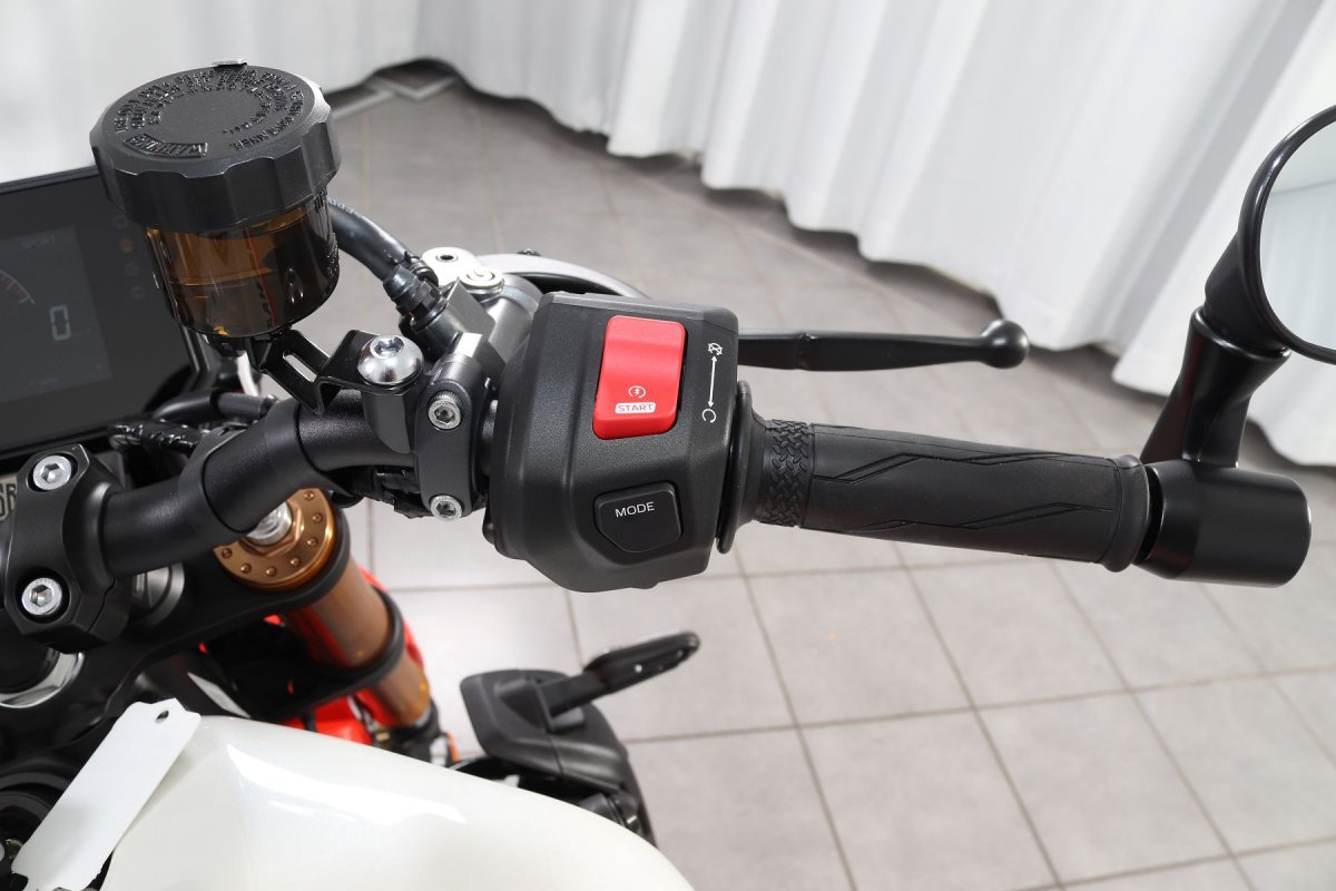 1752714-692ffced6d5b451948450_15.jpg 1752714-692ffced6d5b451948450_15.jpg