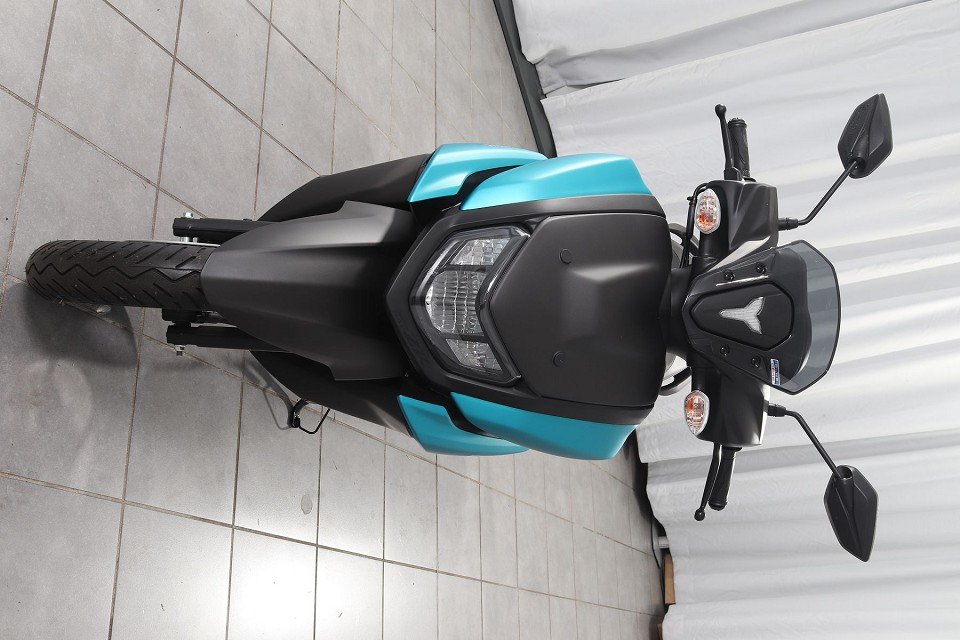 2064623-69b4019c2ec6352778586_04.jpg 2064623-69b4019c2ec6352778586_04.jpg